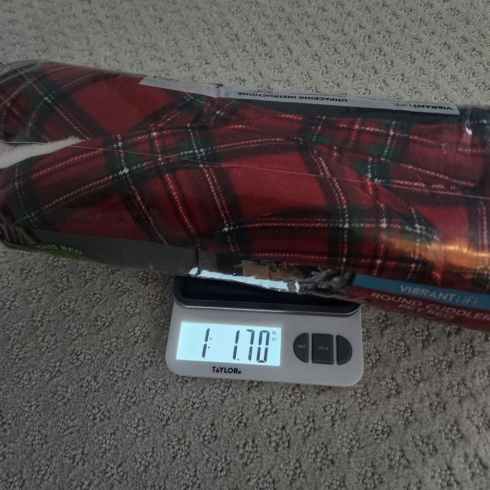 Christmas Holiday Pet Bed Small Red Plaid 18x16 NEW